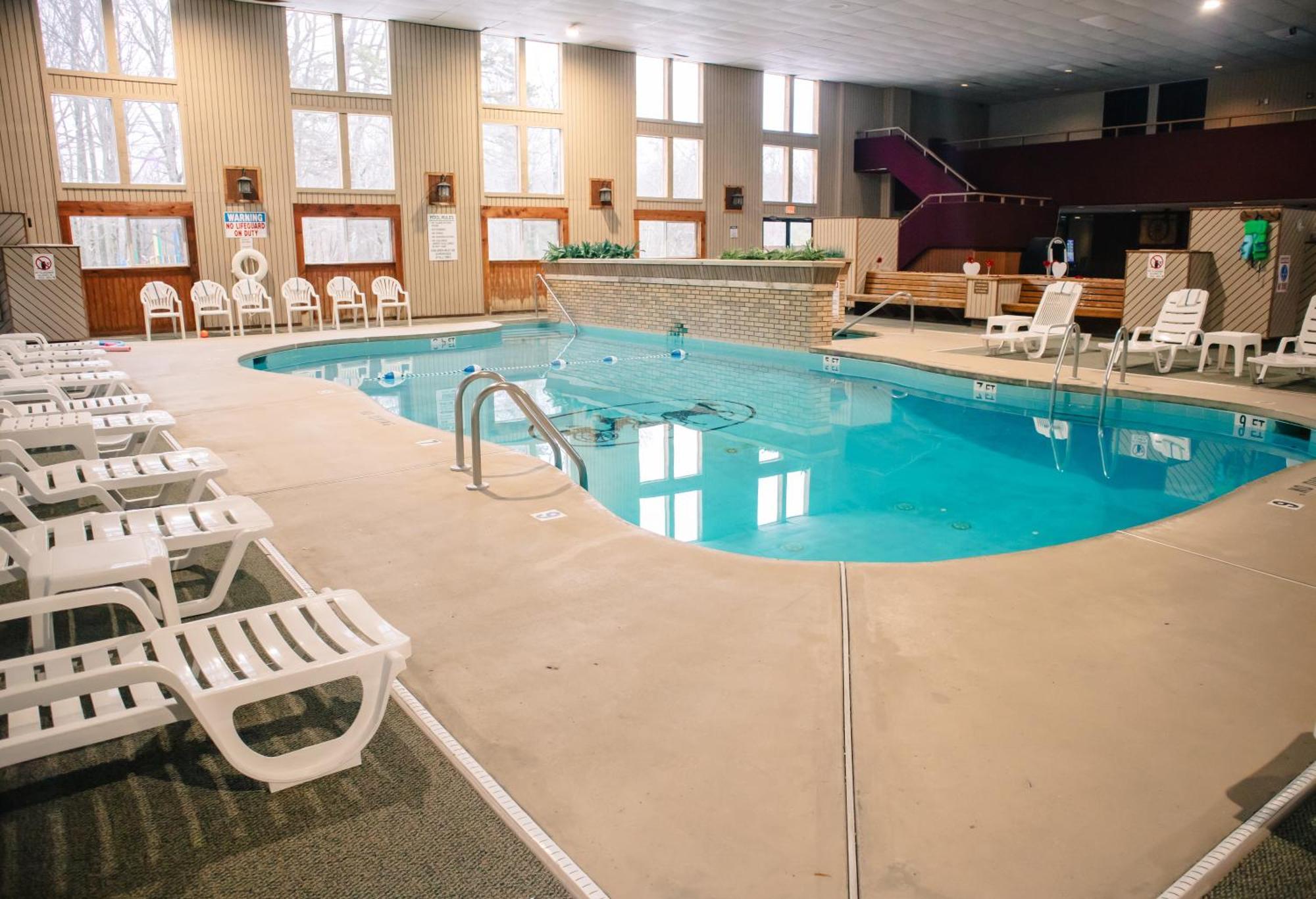 Hotel Carriage House Country Club Pocono Manor Exterior foto
