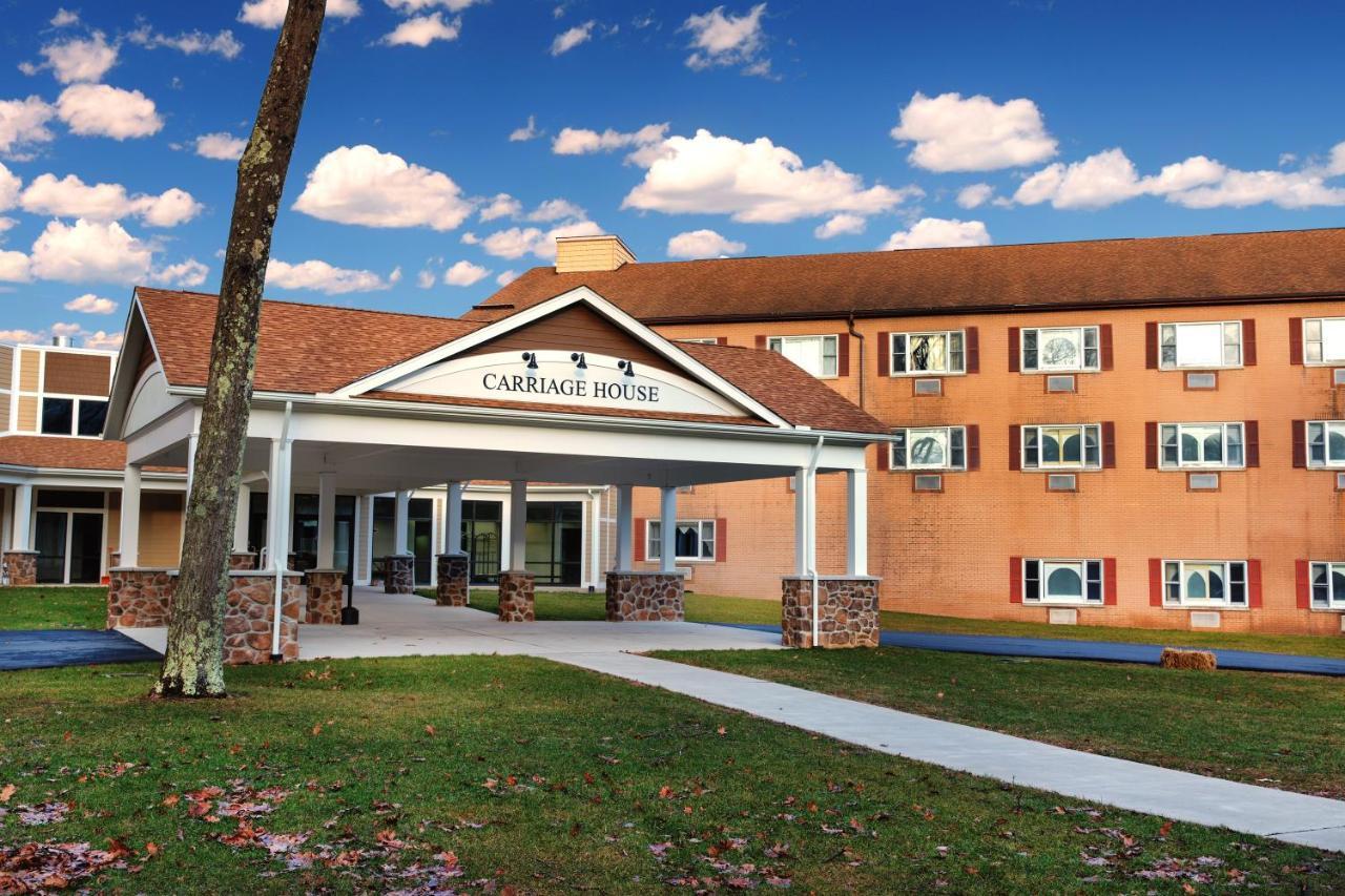 Hotel Carriage House Country Club Pocono Manor Exterior foto