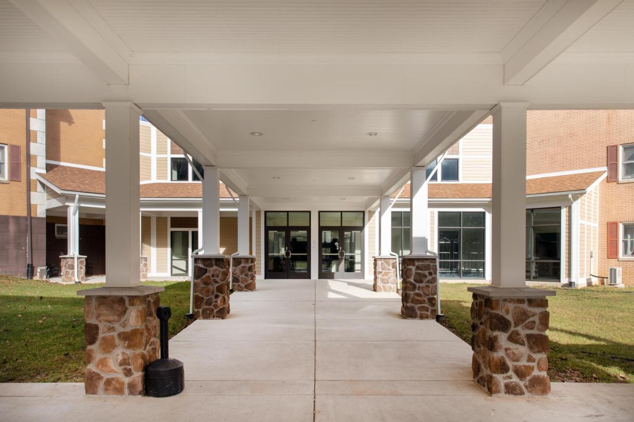 Hotel Carriage House Country Club Pocono Manor Exterior foto
